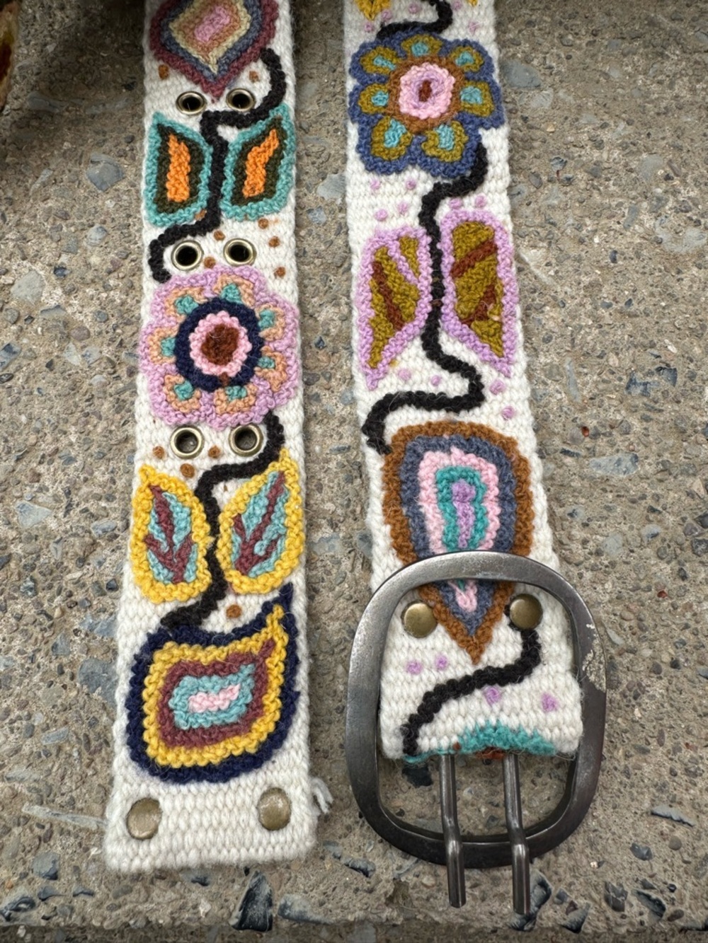 Pistil Wool Embroidered Belt Boho Floral Handmade Peru Western Hippie M - Picture 4 of 11